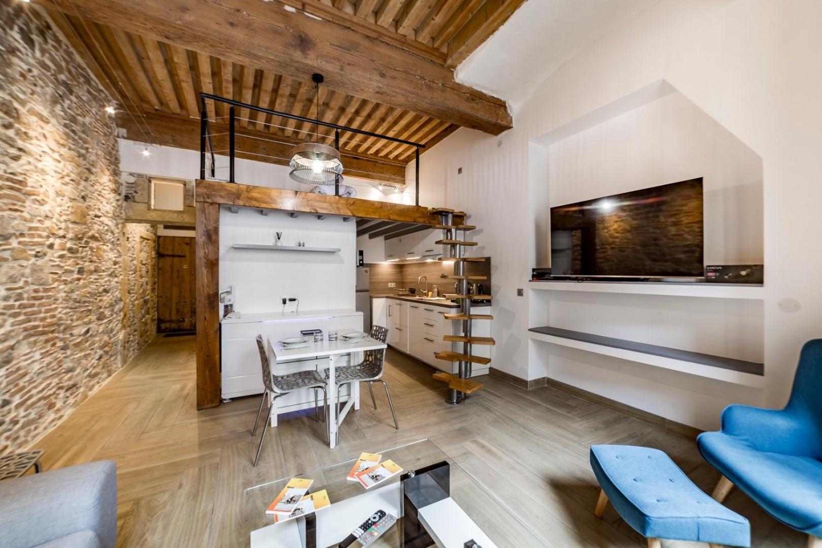 Ferienwohnung L'Historique Ail Lyon Exterior foto
